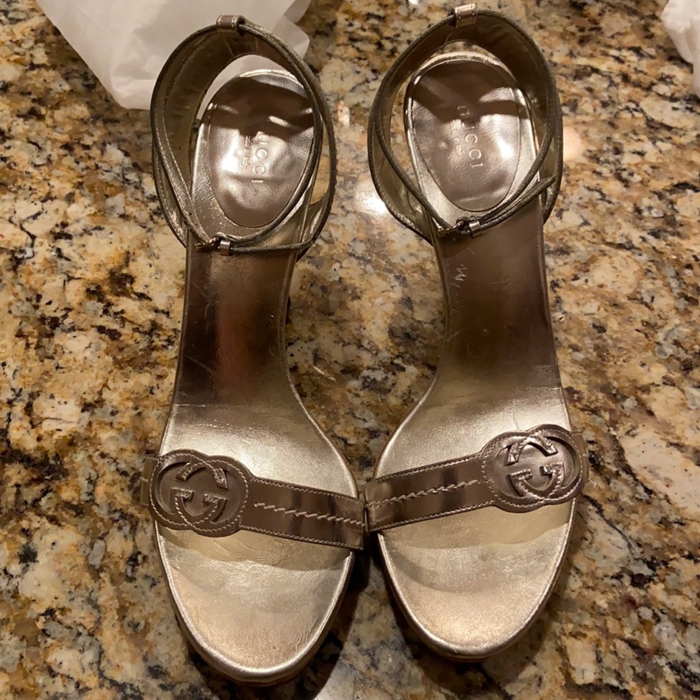 Women’s Gucci Heels | Silver w Cork Wedge in front